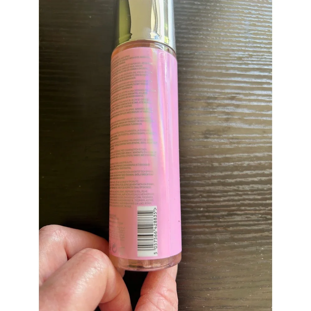 I Heart Revolution Unicorn Heart Glow Mist Vitamin E Face Spray 3.38oz New‎